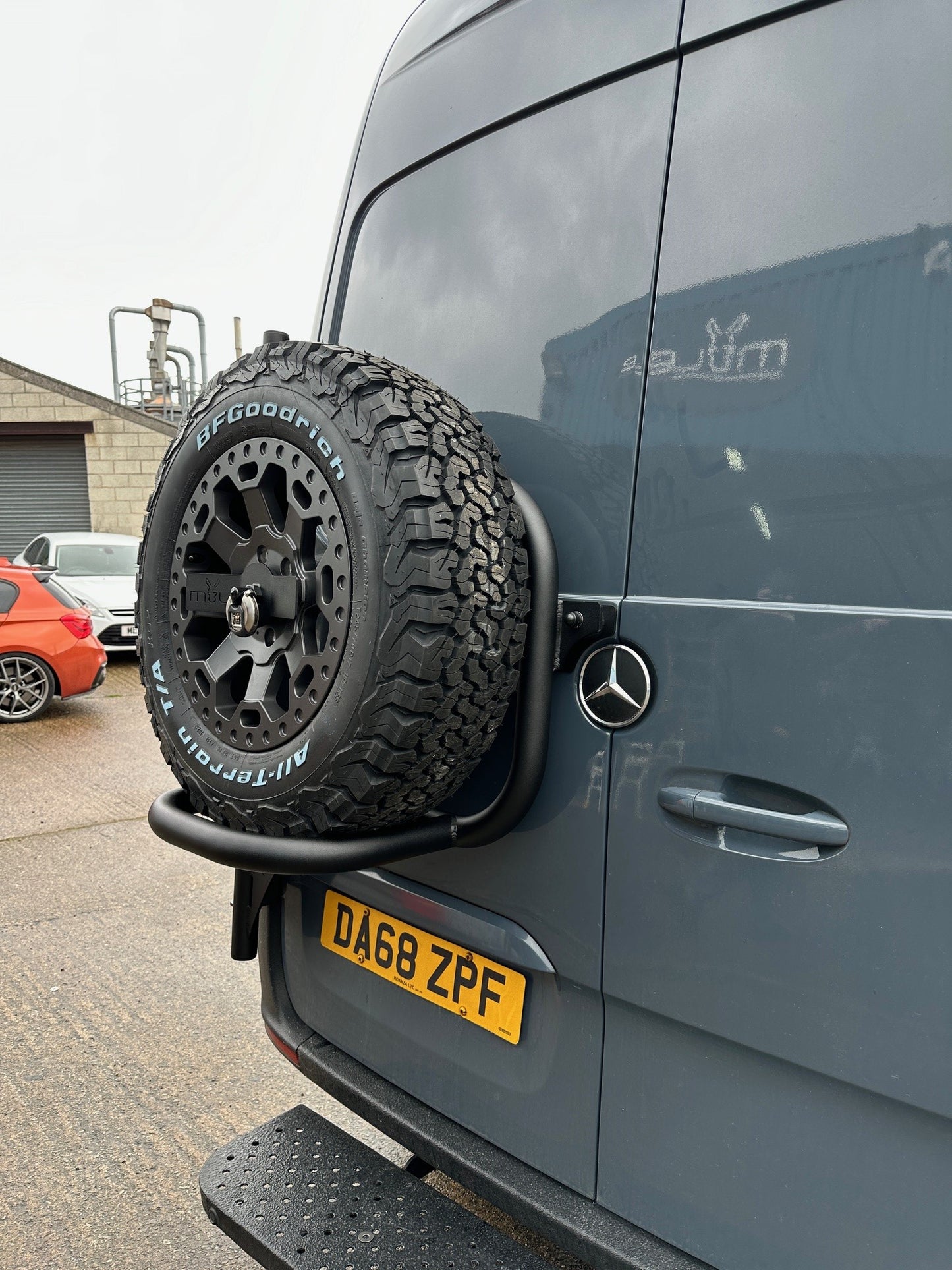 Mule Aluminium Single Wheel Carrier for Sprinter 907