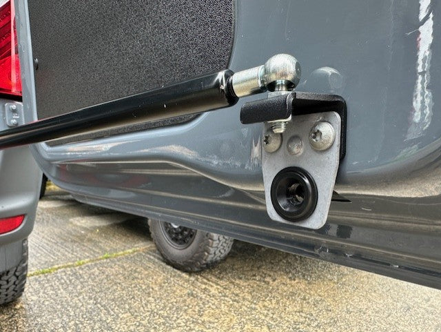 Mule Stop-Stay Rear Door Struts